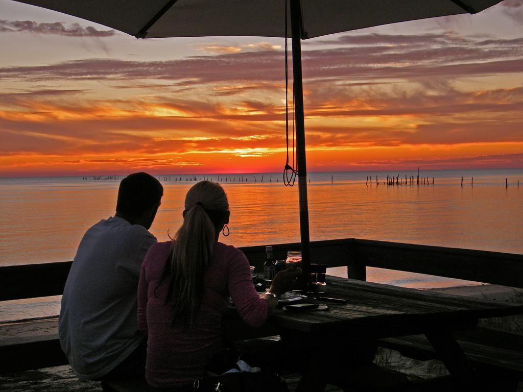 Sunset Beach Resort Cape Charles Buitenkant foto